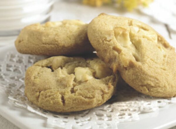 Macadamia Nut White Chocolate Cookies